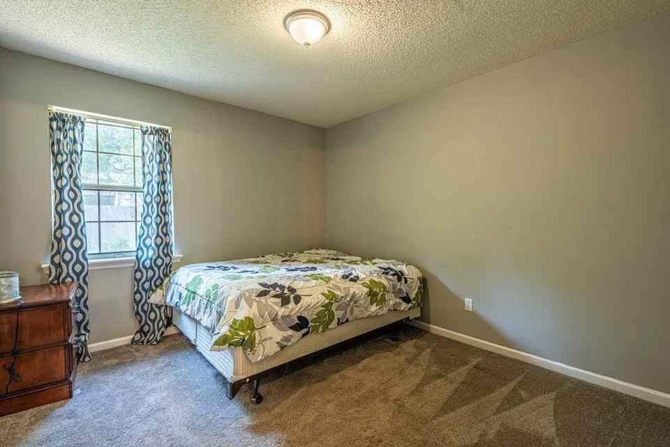 950 Wedgewood Way #1 - Photo 6 of 7
