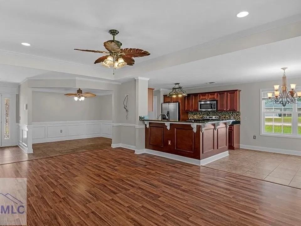 108 Appling St #1 - Photo 5 of 18