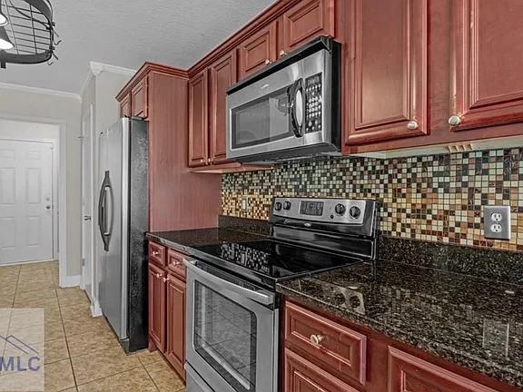 108 Appling St #1 - Photo 7 of 18