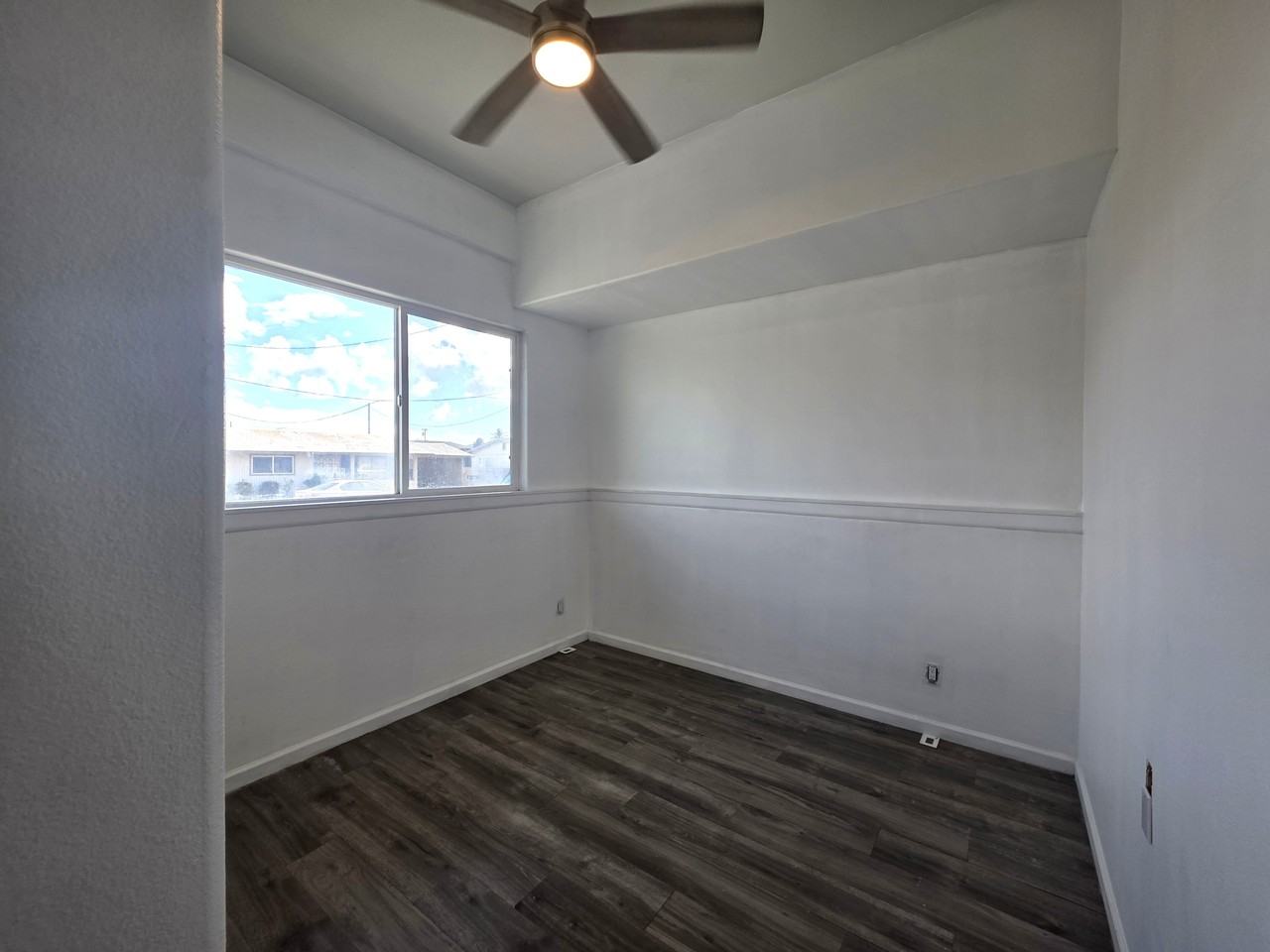 399 Nihoa St #1 - Photo 4 of 6