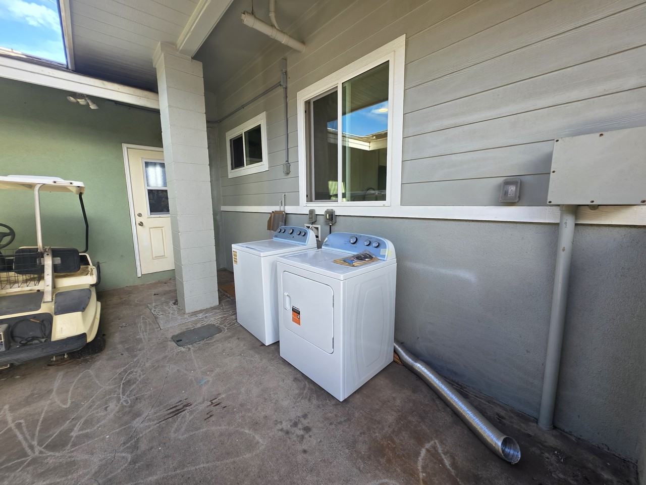 399 Nihoa St #1 - Photo 6 of 6