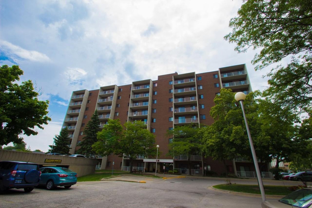 64 Finch Drive - Photo 2 of 13