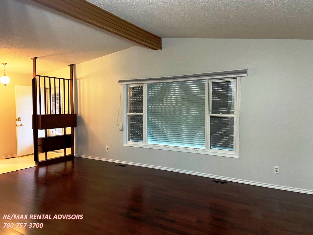 6808 22 Ave Nw - Photo 7 of 22