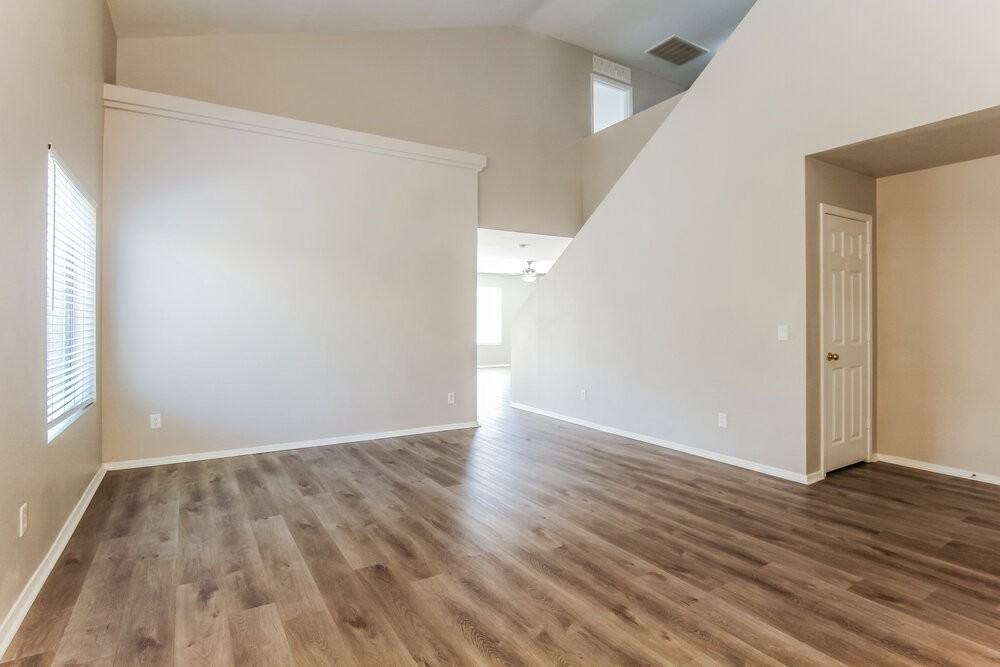 12375 W Heatherbrae Dr - Photo 4 of 17