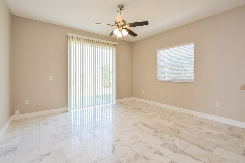 5569 Sycamore Canyon Dr - Photo 6 of 16