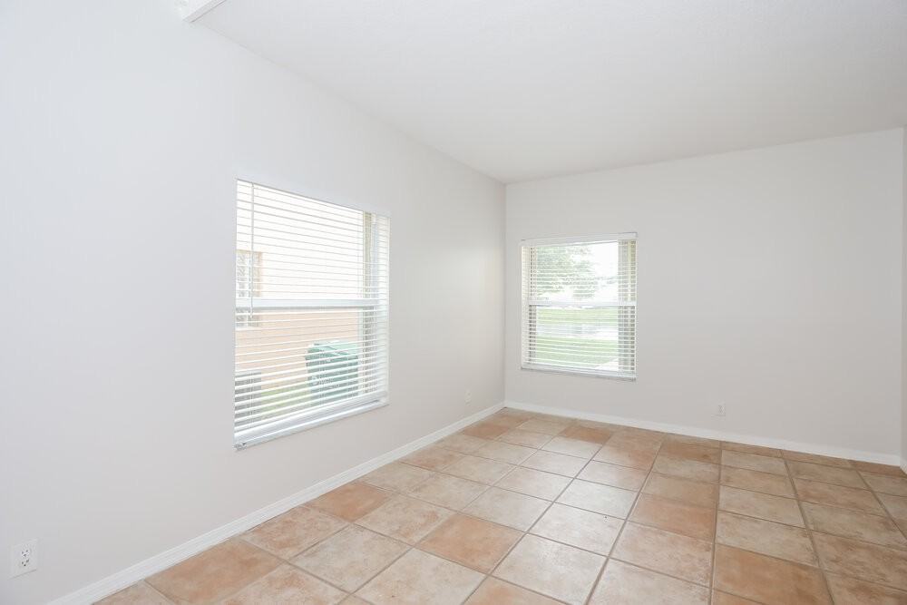 5784 N Sable Cir - Photo 5 of 17