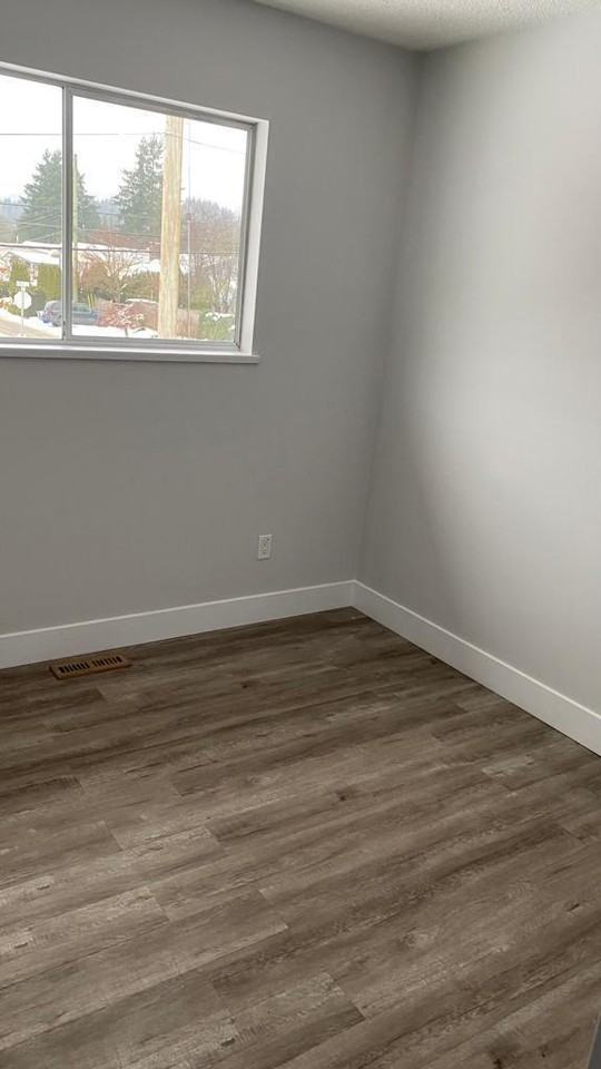 46766 First Avenue - Photo 6 of 11