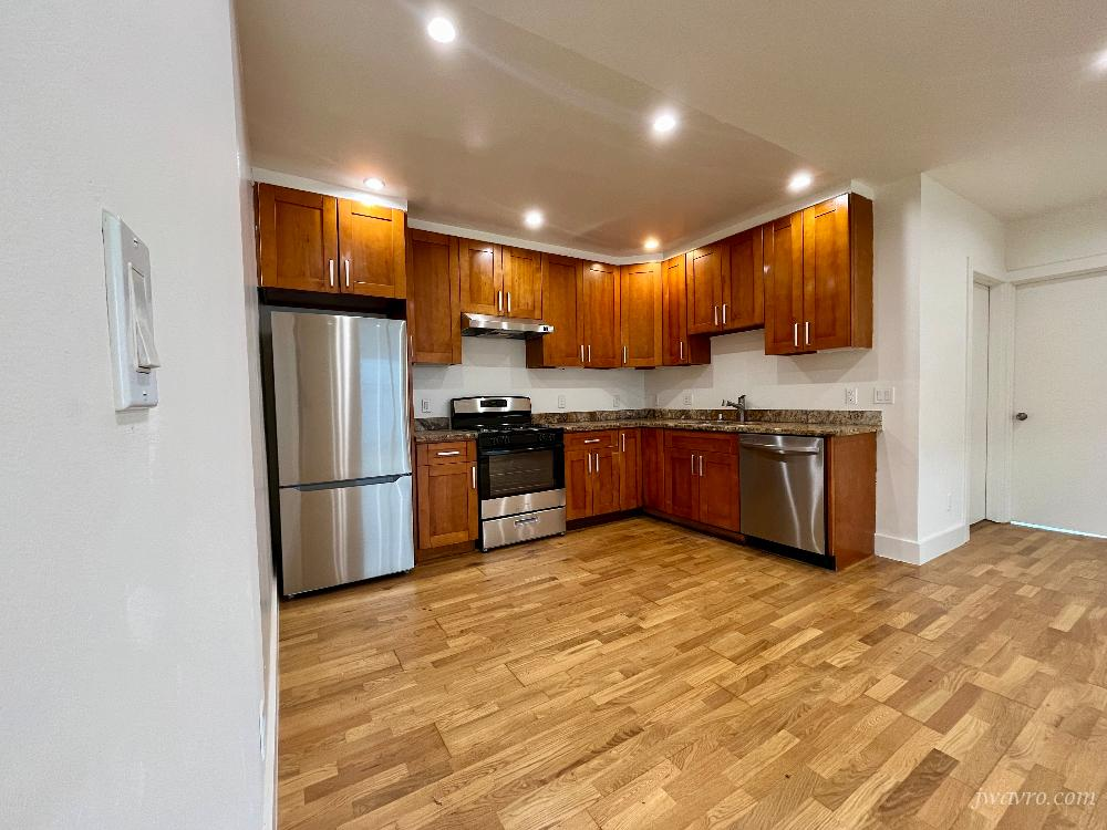 Revere Avenue & Jennings Street - Photo 2 of 15