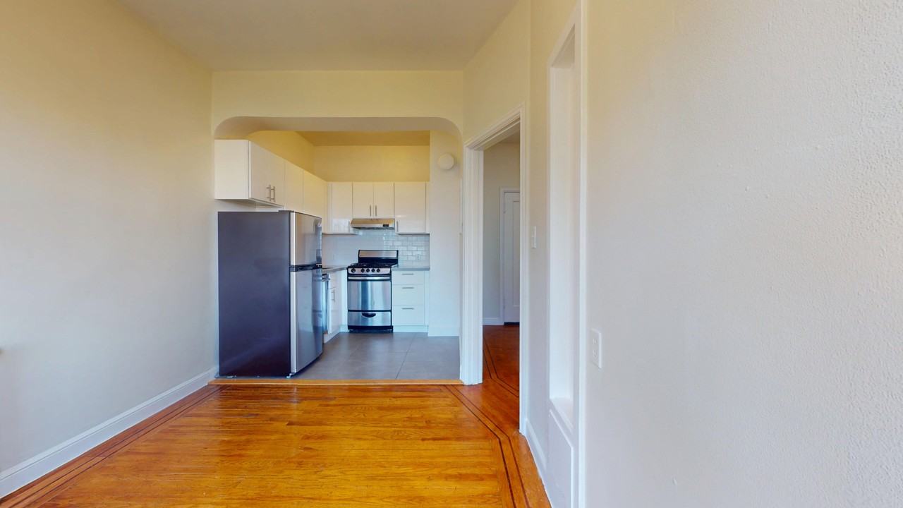 915 Pierce Street - Photo 2 of 15