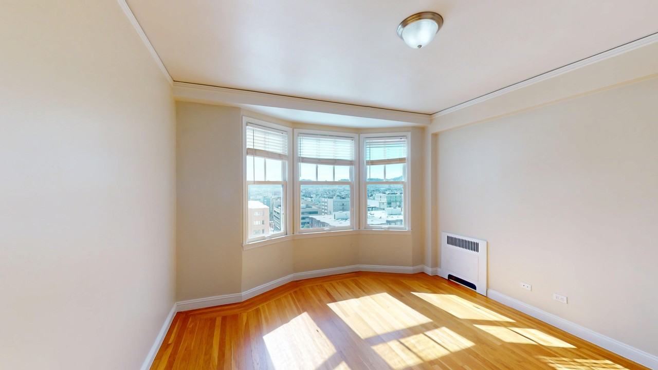 950 Franklin Street - Photo 2 of 18