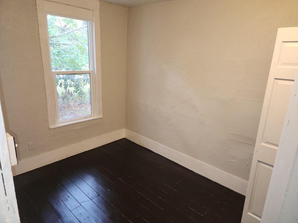 619 W Jefferson St - Photo 3 of 5