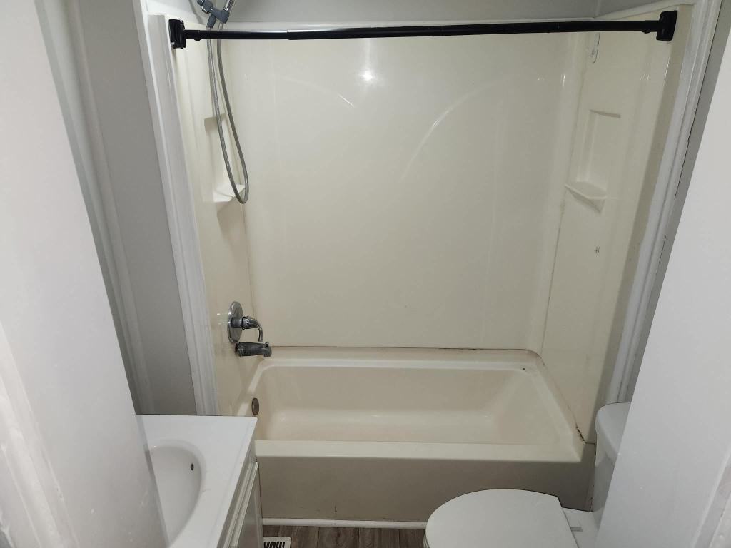 619 W Jefferson St - Photo 4 of 5