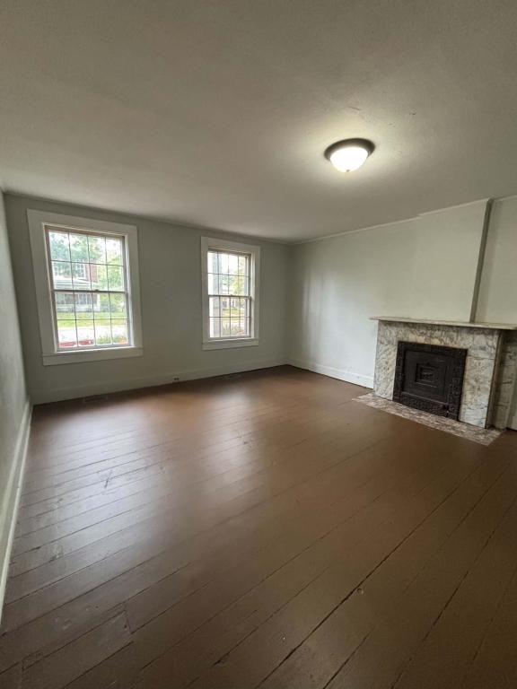 504 E Fort Wayne St Apt 1 - Photo 4 of 8
