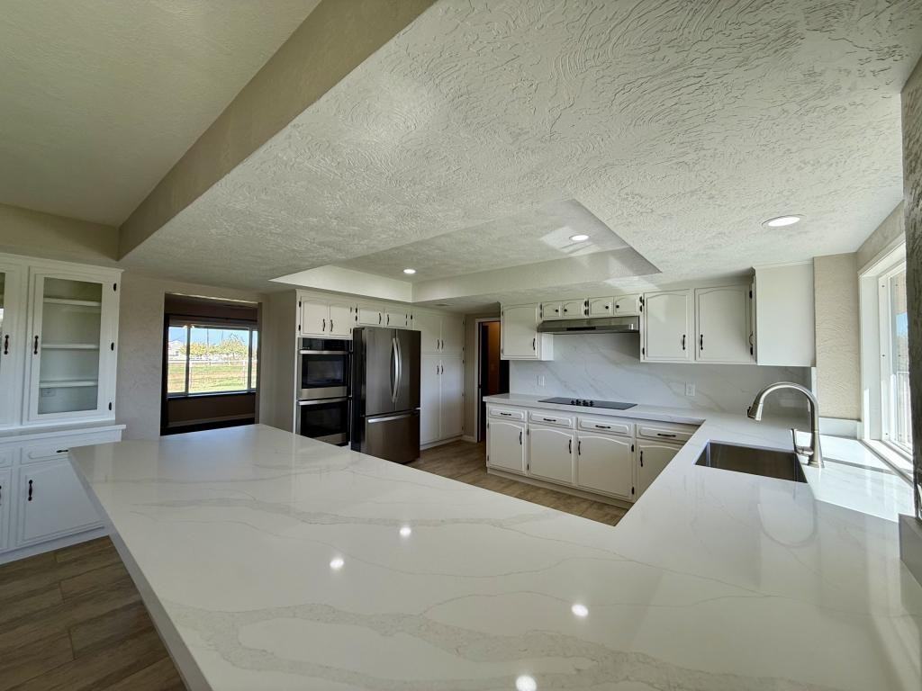 10506 Claribel Rd - Photo 2 of 41