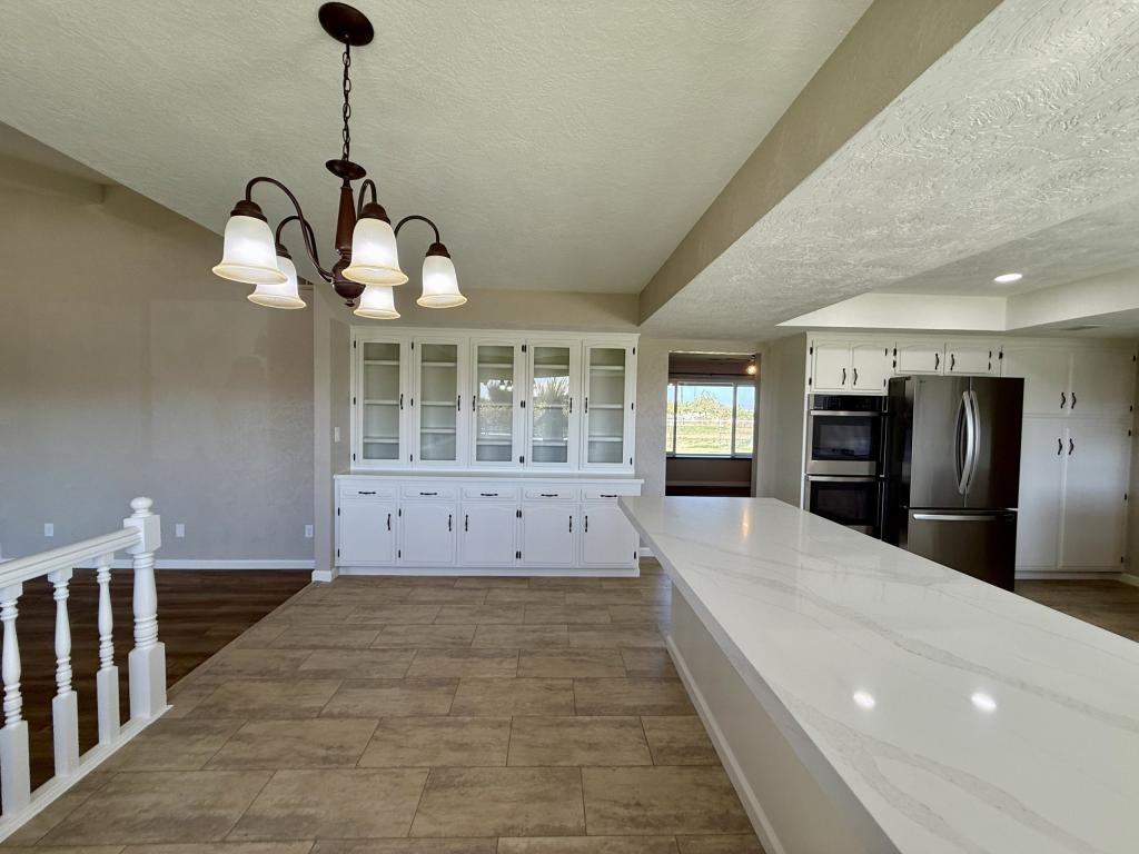 10506 Claribel Rd - Photo 3 of 41
