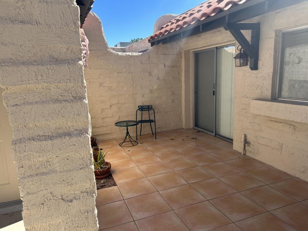 719 W Placita Nueva - Photo 3 of 18