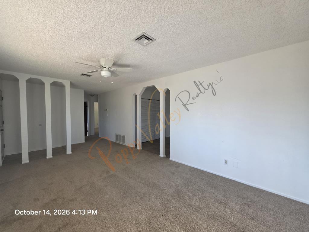 3111 E Suffock Ave - Photo 3 of 11