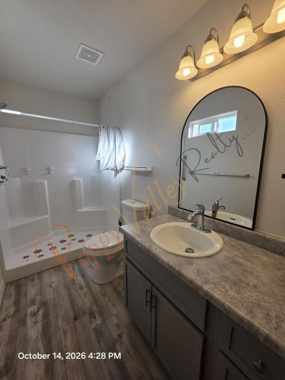 2810 E Lass Ave - Photo 7 of 10