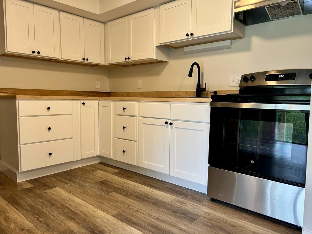 416 Main St Apt B - Photo 7 of 16
