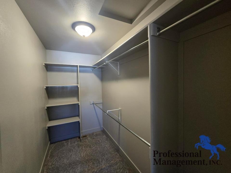1022 Yellowstone Ave #1 - Photo 5 of 11