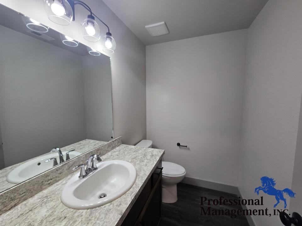 1022 Yellowstone Ave #1 - Photo 6 of 11