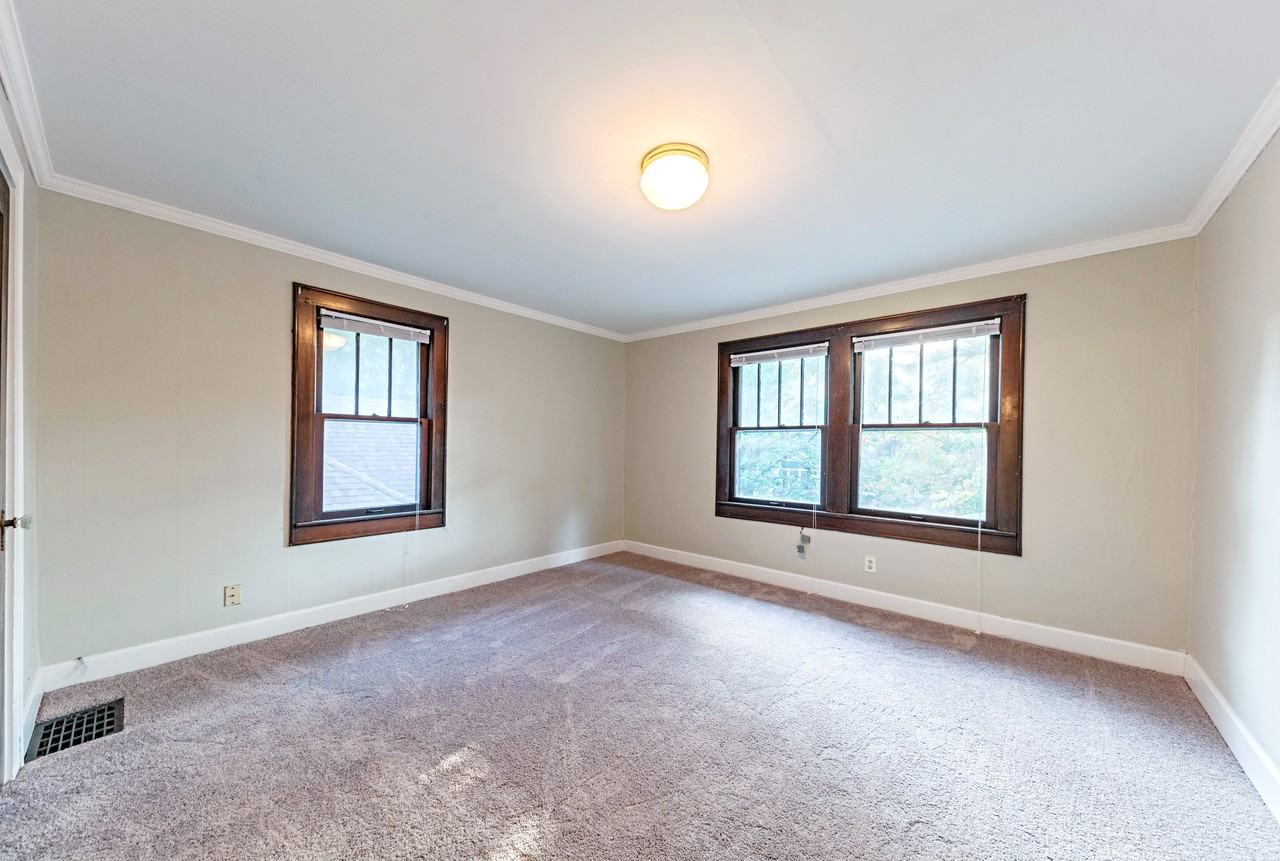 883 Woodruff Place West Dr - Photo 5 of 21