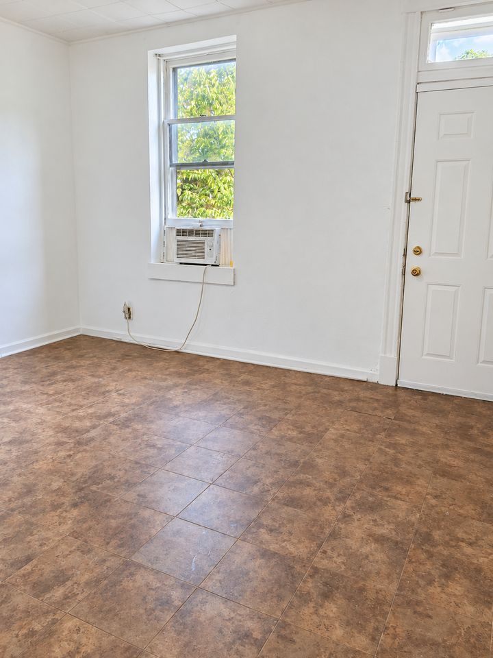 3727 Bamberger Ave - Photo 2 of 6