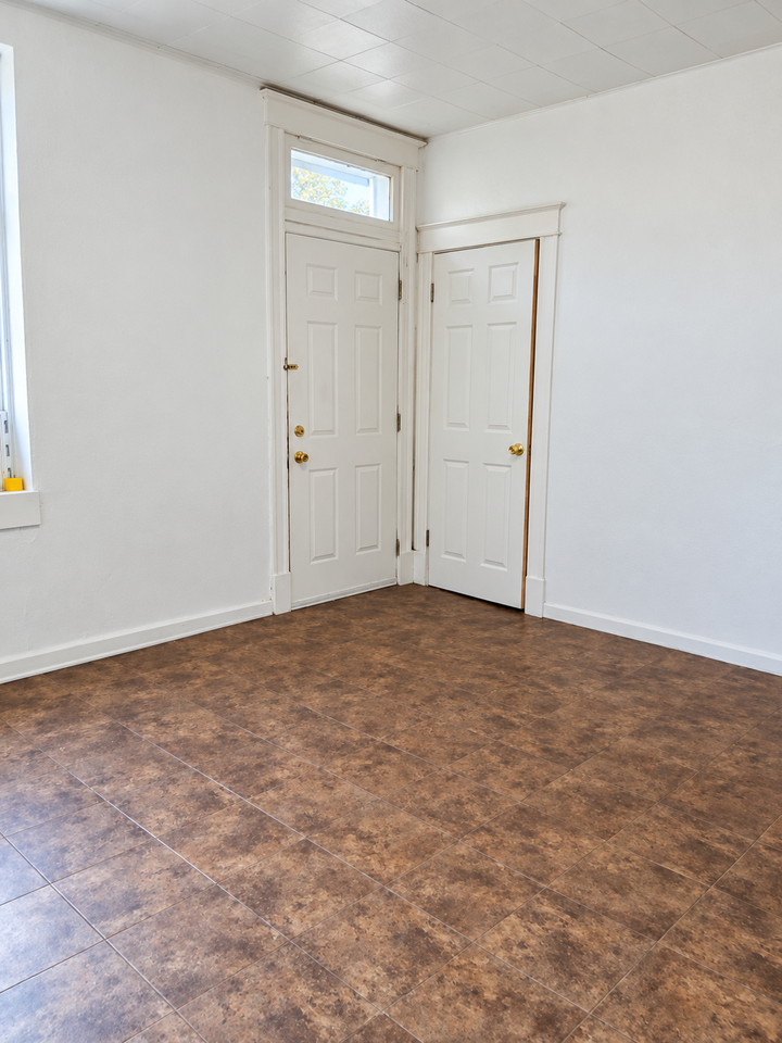3727 Bamberger Ave - Photo 3 of 6