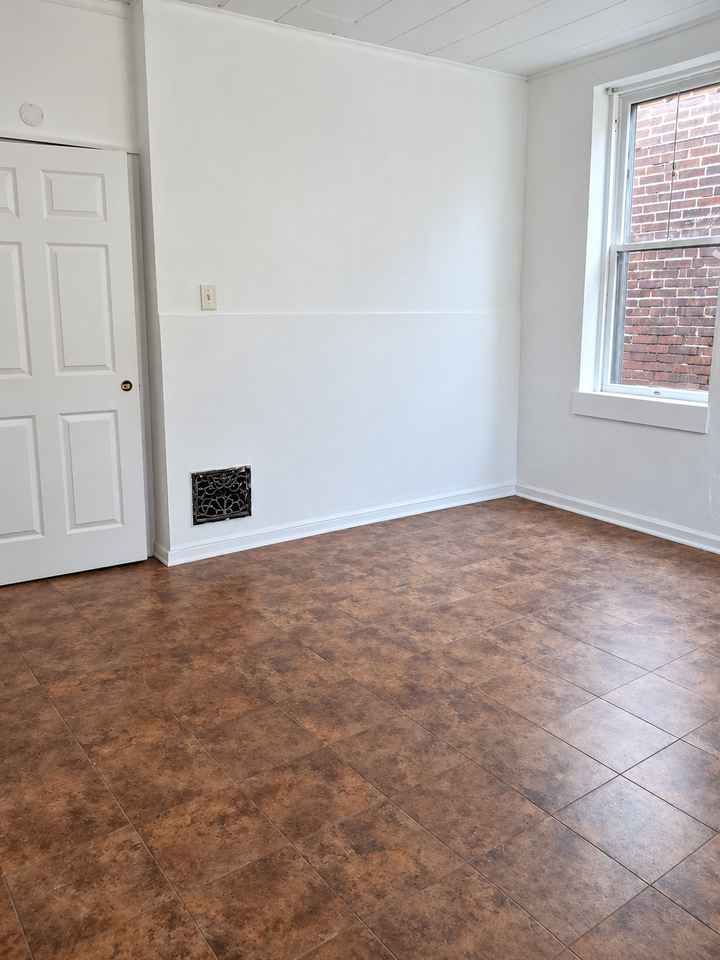 3727 Bamberger Ave - Photo 4 of 6