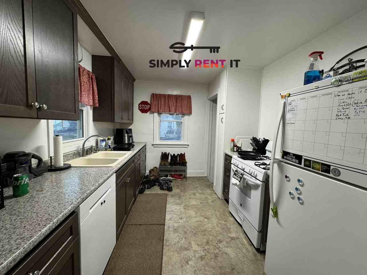 502 Hayward Ave - Photo 6 of 21