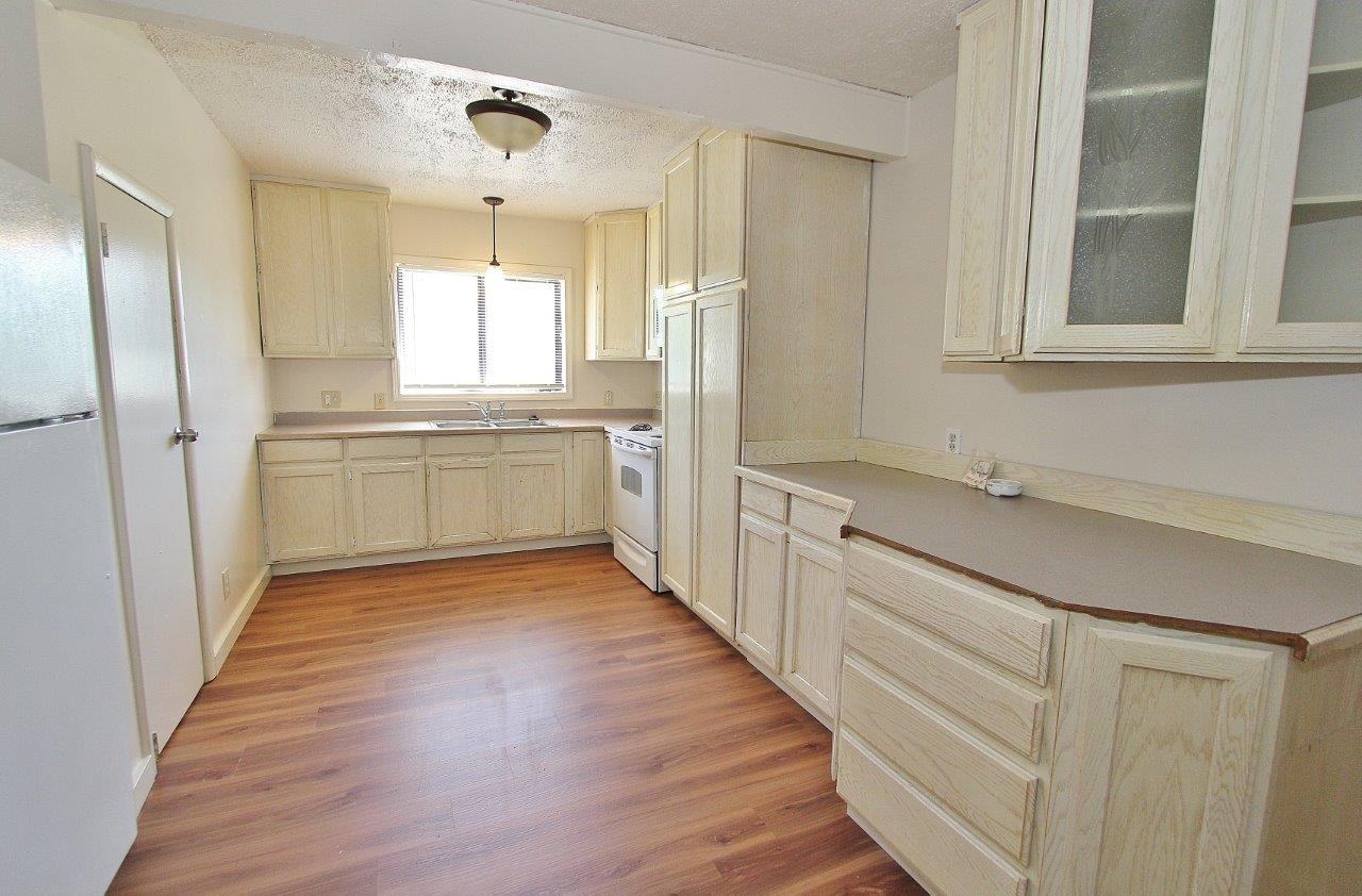 705 Williams Rd #B - Photo 5 of 21