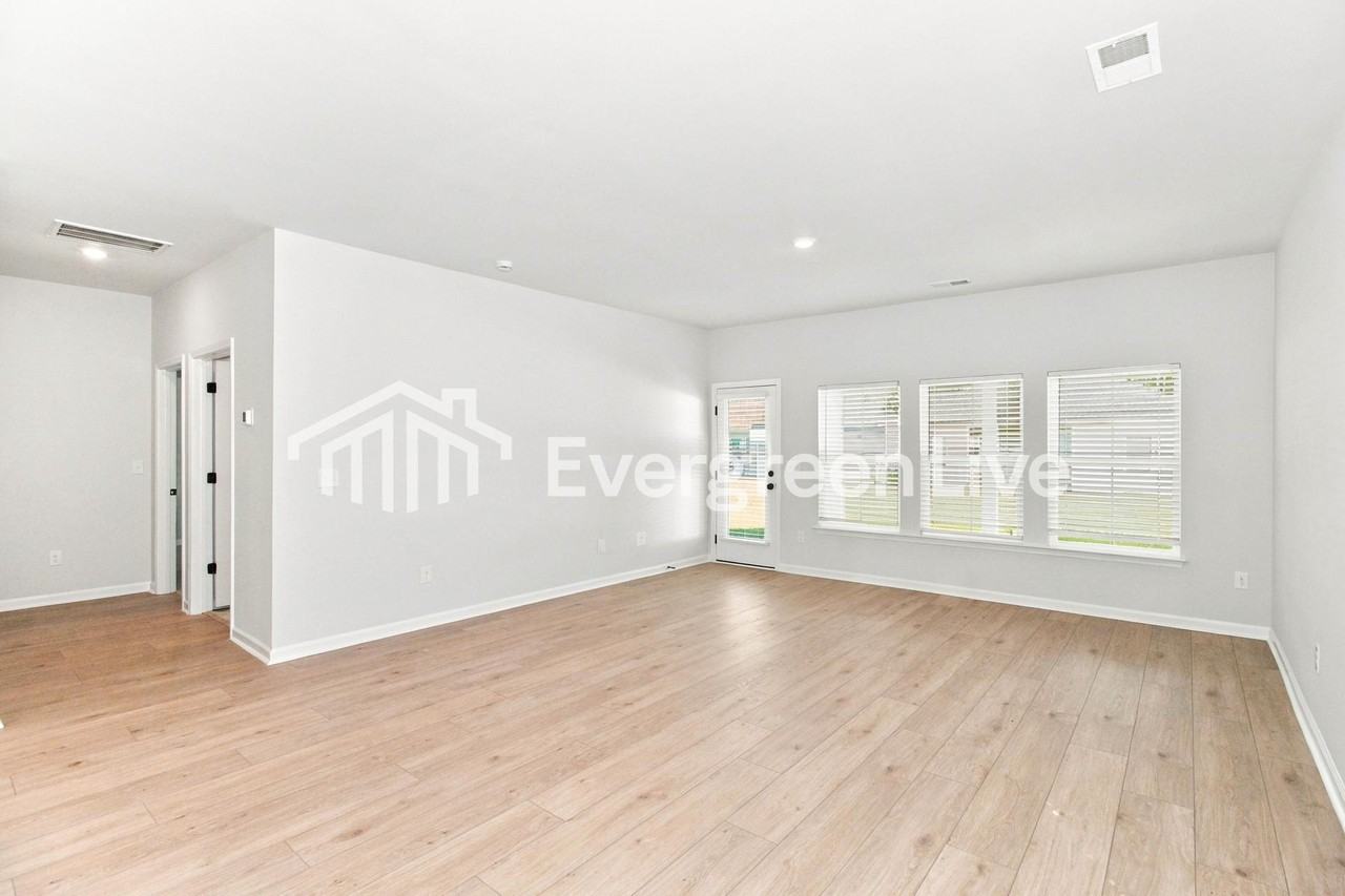 3440 Sandhill Crane Dr Sw - Photo 2 of 15