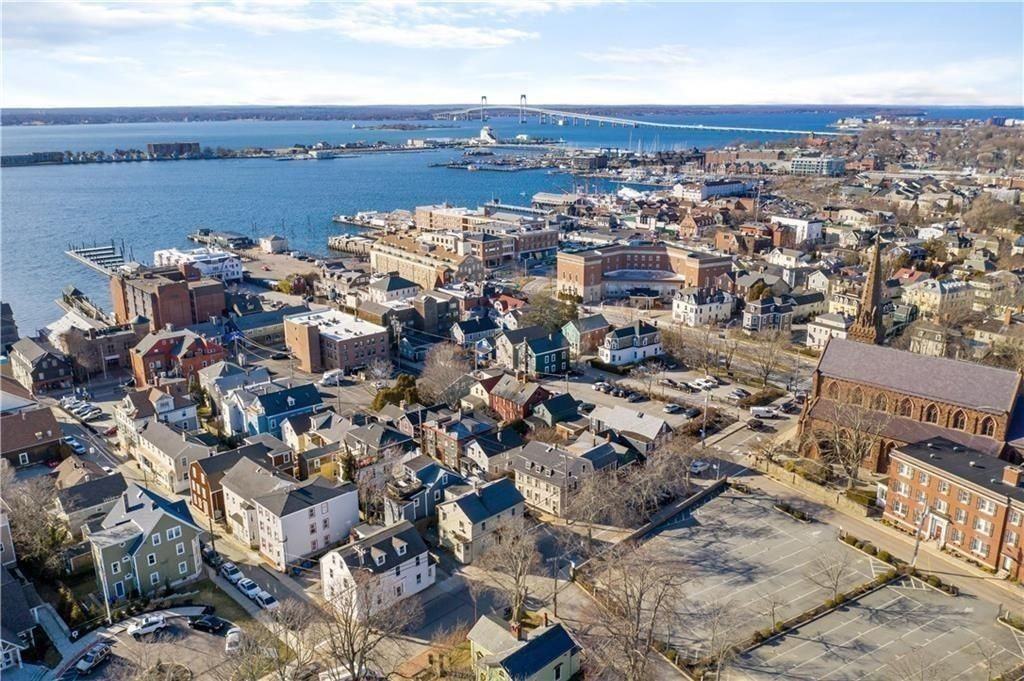 32 Ann St ##1 - Photo 3 of 16