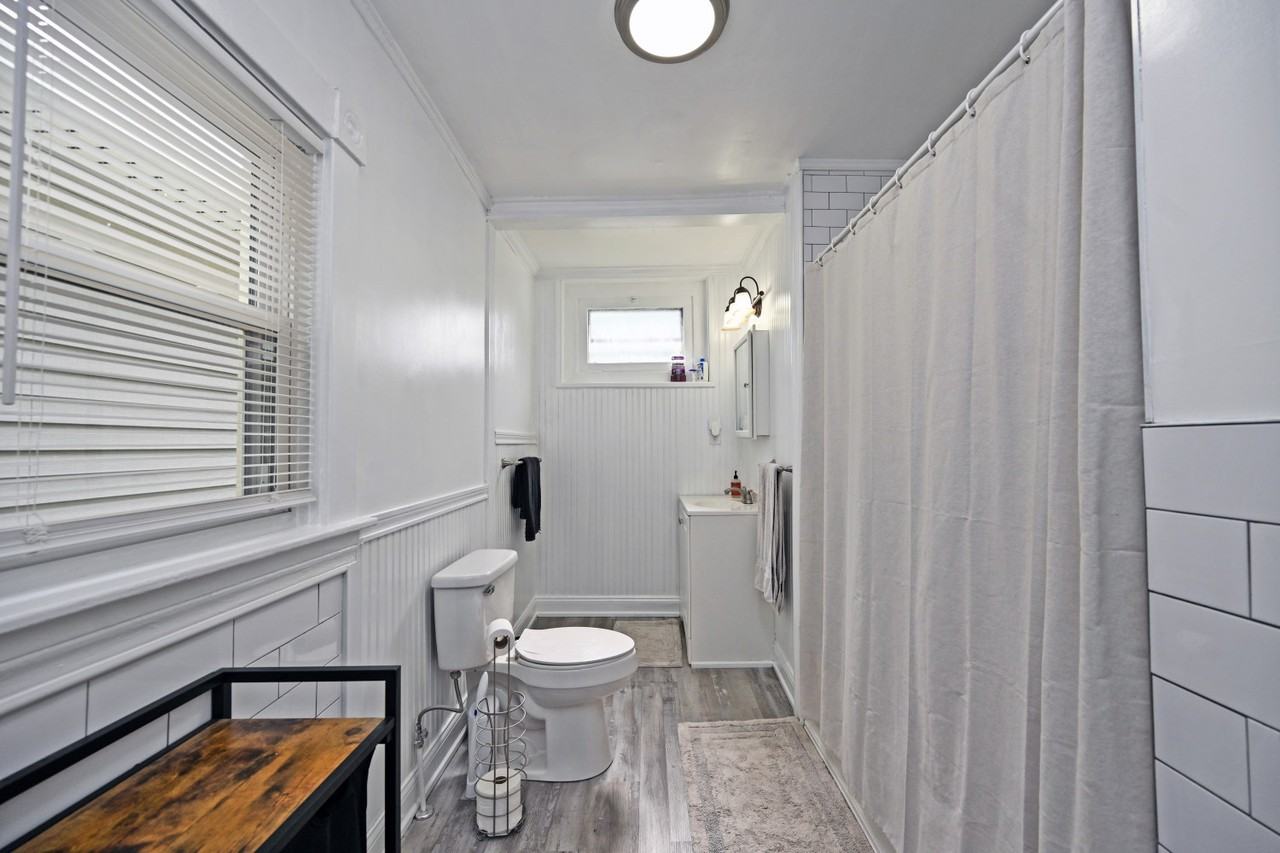 4704 Whetsel Ave - Photo 6 of 32