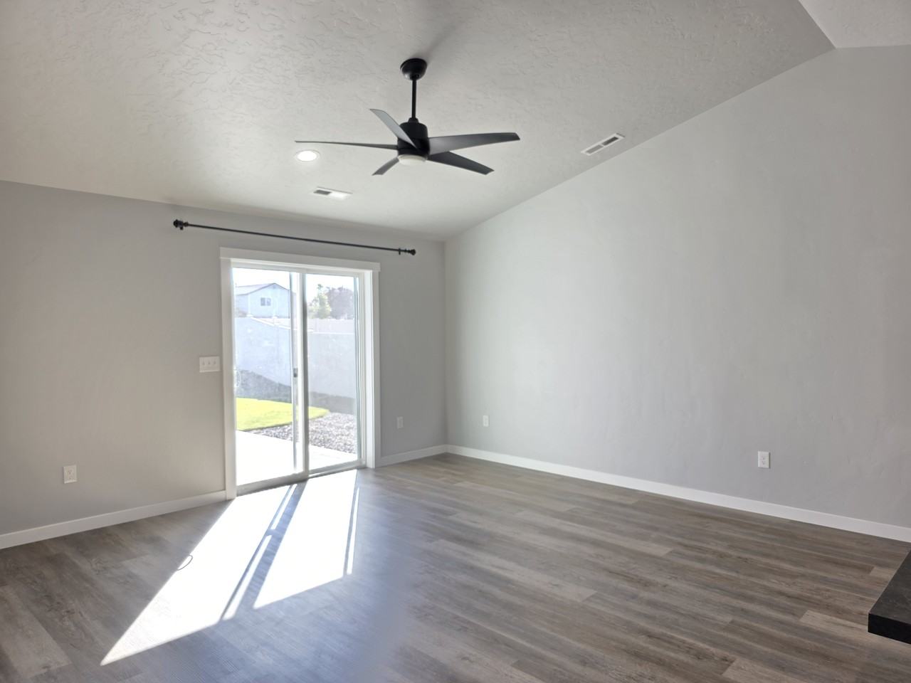 11429 W Falsetto St - Photo 7 of 15