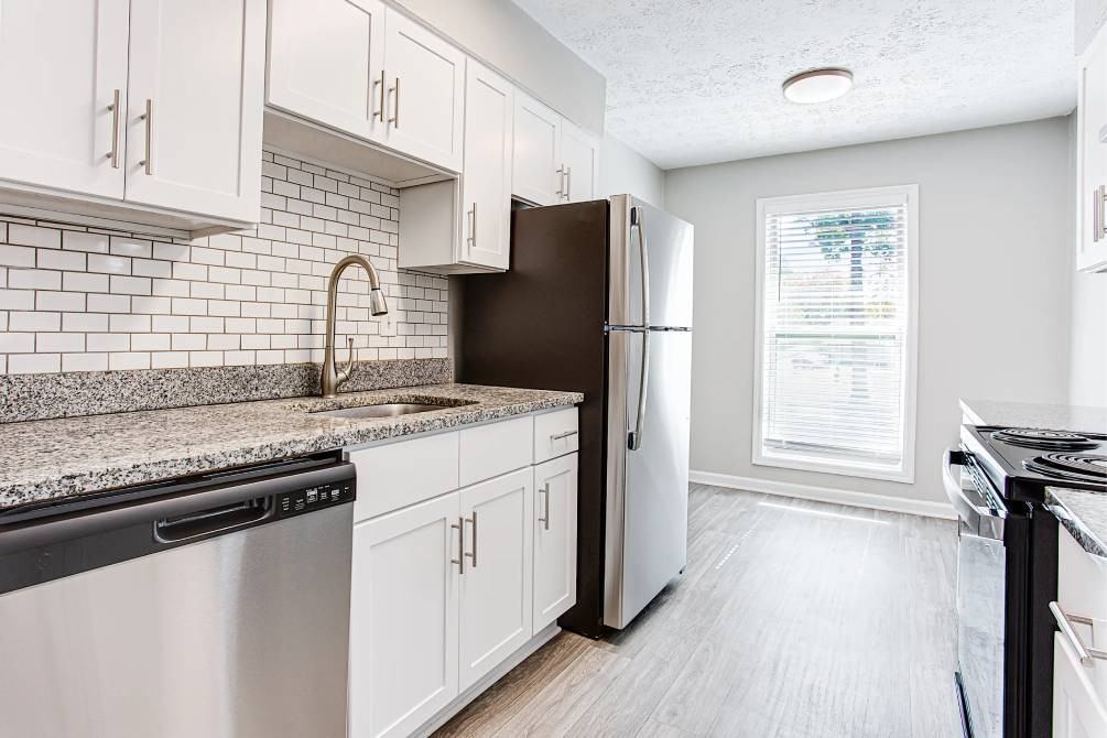 Ellis Apartments - Photo 3 of 47