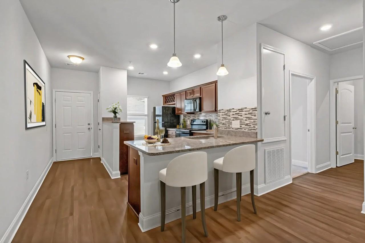 Hickory Grove Apartments - Photo 2 of 21