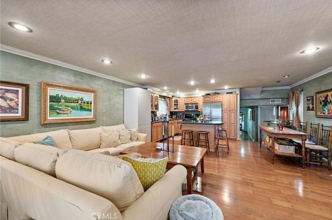 1623 W Balboa Blvd - Photo 5 of 12