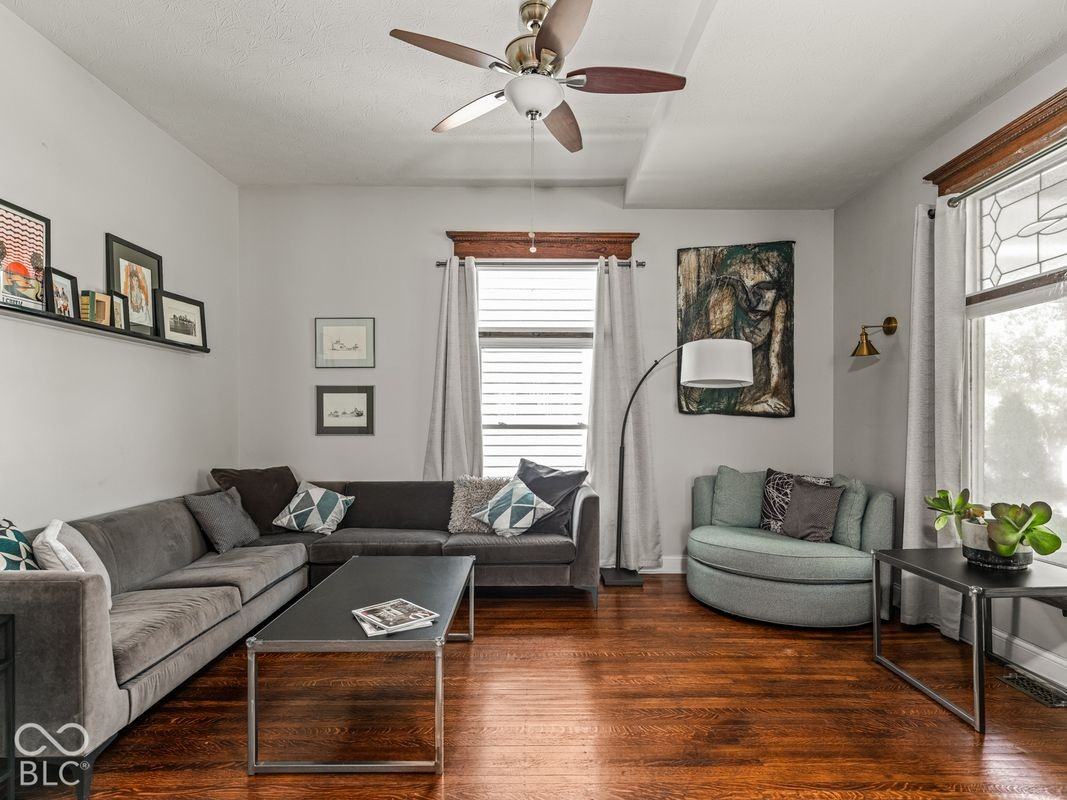 2610 N College Ave - Photo 6 of 50