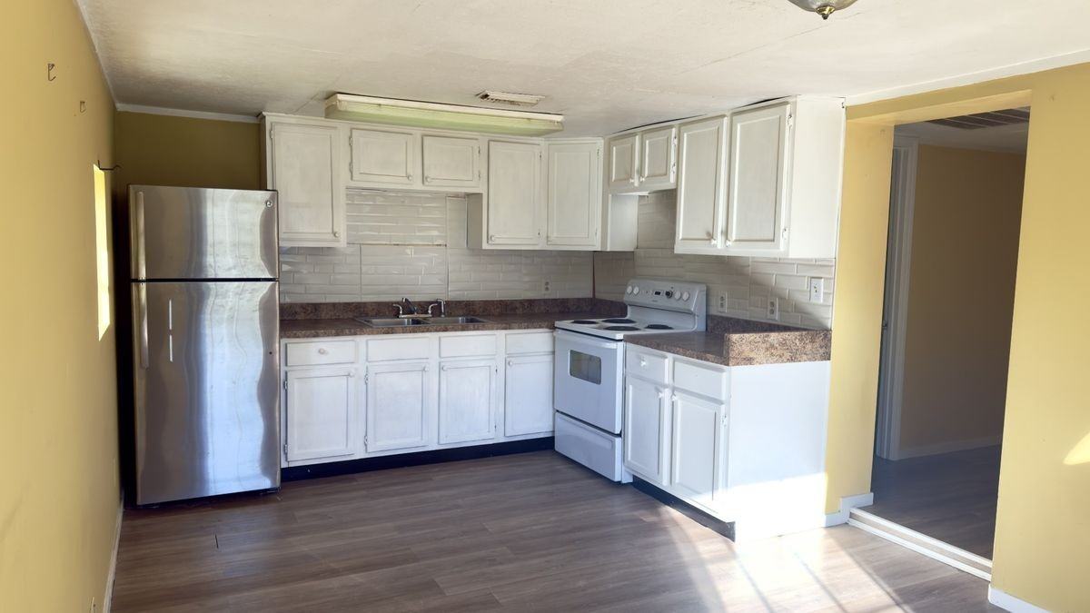 306 S Woodland St - Photo 2 of 22