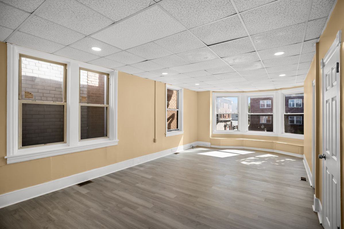43 S Broad St - Photo 3 of 21