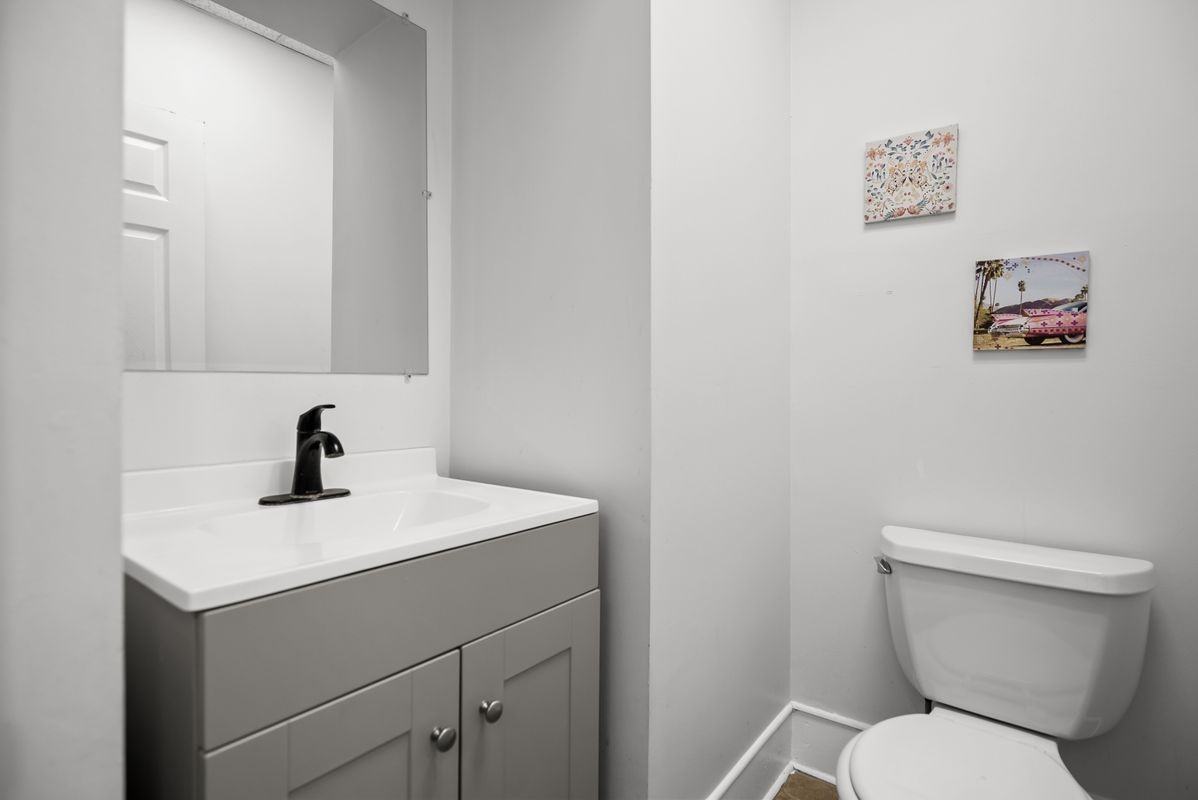 43 S Broad St - Photo 7 of 21