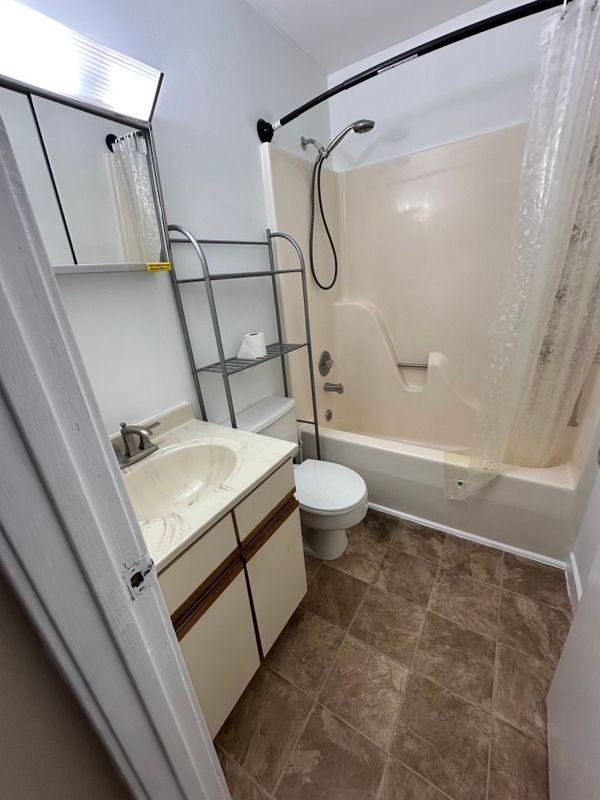 8200 Fort Smallwood Rd ##B - Photo 5 of 7
