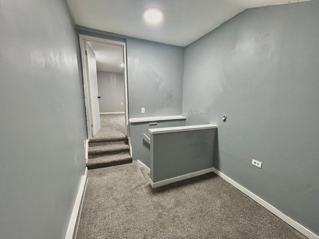663 2nd Ave ##2r - Photo 6 of 10