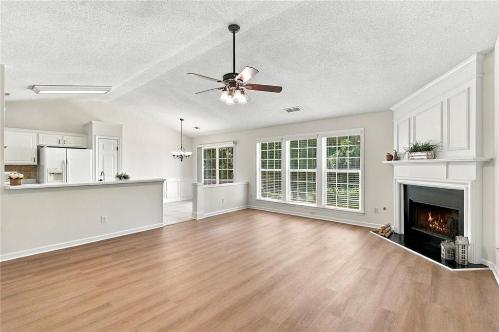136 Park Forest Dr Nw - Photo 3 of 20