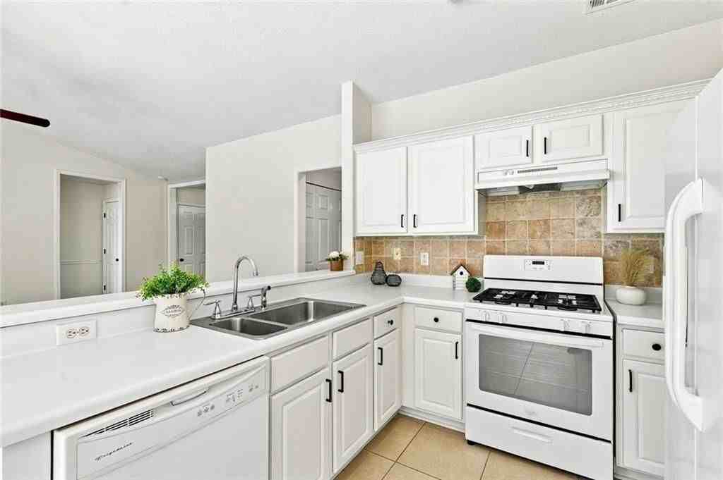 136 Park Forest Dr Nw - Photo 7 of 20