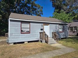 featured image of 3025 Amarillo St