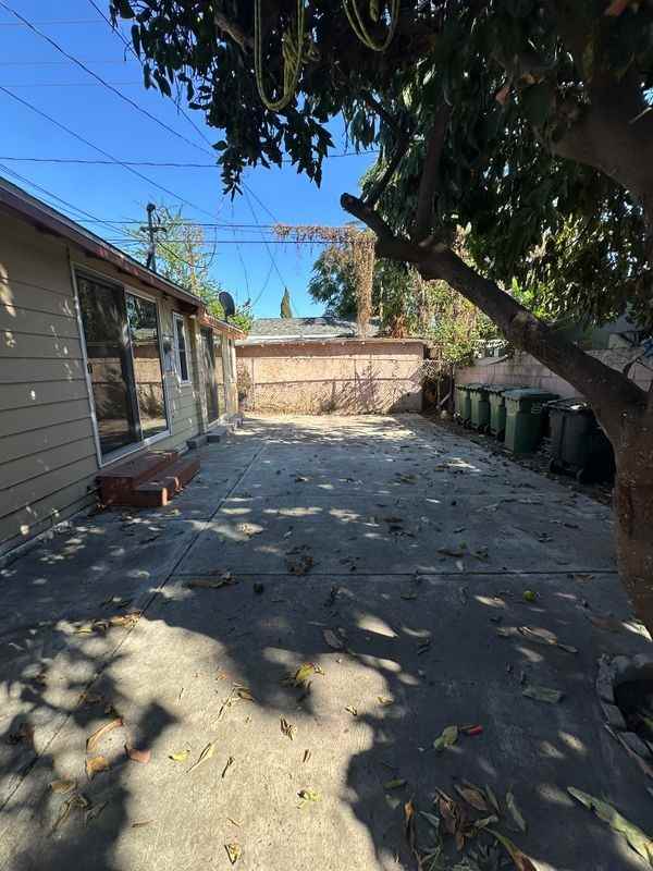 1014 S Kern Ave - Photo 4 of 4