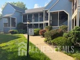 featured image of 8 Benjamin Franklin Dr ##F