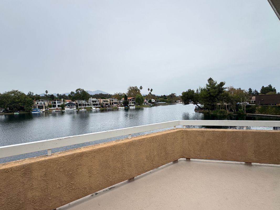 22854 Sailwind Way - Photo 2 of 10